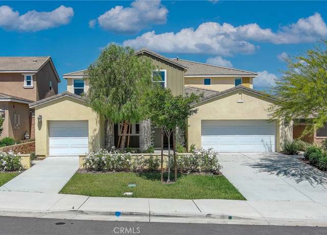 Property at 534 Finch Dr, Rialto, CA 92377, 6 beds, 4.5 baths
