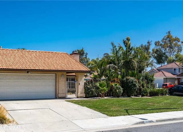 Property at 24822 Fire Falls Dr, Murrieta, CA 92562, 3 beds, 2 baths