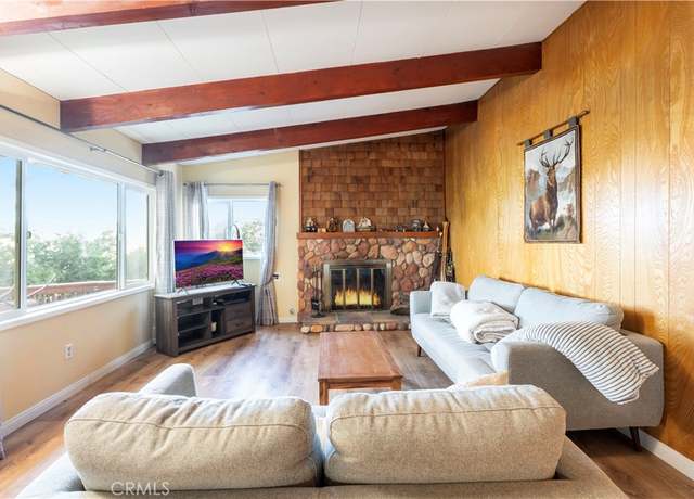 Property at 797 Chateau Dr, Crestline, CA 92325, 2 beds, 1 bath