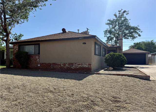 Property at 44037 Fern Ave, Lancaster, CA 93534, 3 beds, 1 bath