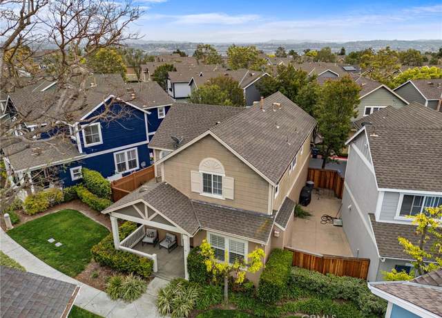 Property at 37 Bluff Cove Dr, Aliso Viejo, CA 92656, 3 beds, 2.5 baths