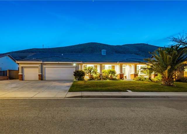 Property at 40467 Tiger Way, Palmdale, CA 93551, 5 beds, 3 baths