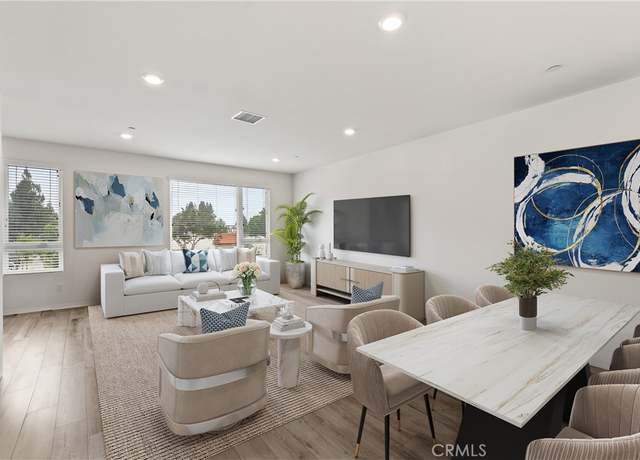 Property at 10648 Paramount Blvd, Downey, CA 90241, 4 beds, 4 baths
