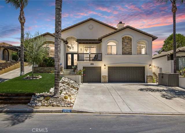 Property at 29762 Yellow Gold Dr, Canyon Lake, CA 92587, 4 beds, 4.5 baths