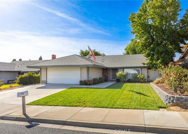 Property at 12075 Harclare Dr, Moreno Valley, CA 92557, 3 beds, 2 baths