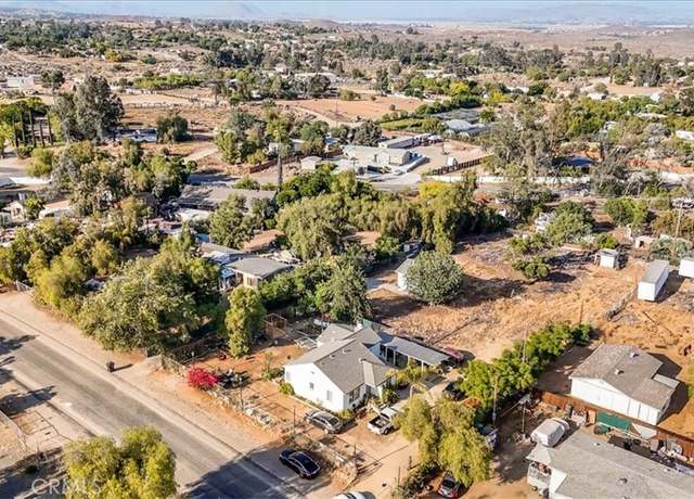 Property at 27068 Jarvis St, Perris, CA 92570, 2 beds, 1 bath