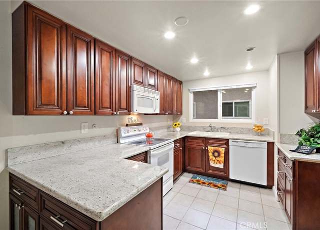 Property at 3304 Via Carrizo Unit O, Laguna Woods, CA 92637, 2 beds, 2 baths