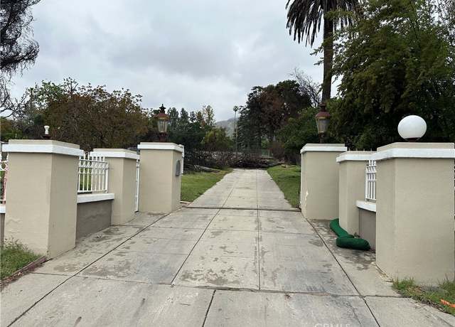 Property at 1185 E Altadena Dr, Altadena, CA 91001