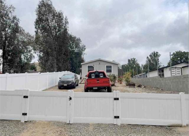 Property at 18040 Eucalyptus Ave, Lake Elsinore, CA 92532, 3 beds, 2 baths