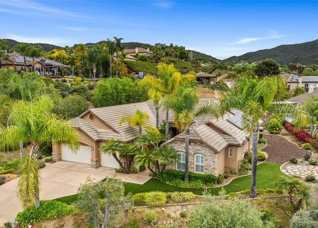 Property at 1509 Tierra Del Cielo, Vista, CA 92084, 4 beds, 3.5 baths