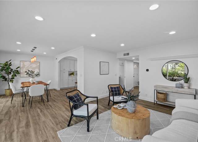 Property at 314 S Vista Del Canon, Anaheim Hills, CA 92807, 3 beds, 2.5 baths