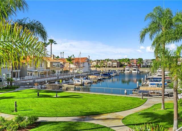 Property at 331 Parsons Lndg, Long Beach, CA 90803, 3 beds, 3 baths
