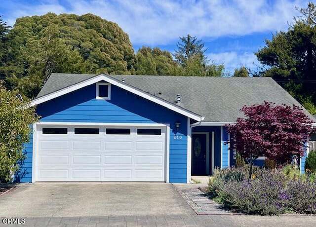 Property at 210 Hocker Ln, Fort Bragg, CA 95437, 3 beds, 2 baths