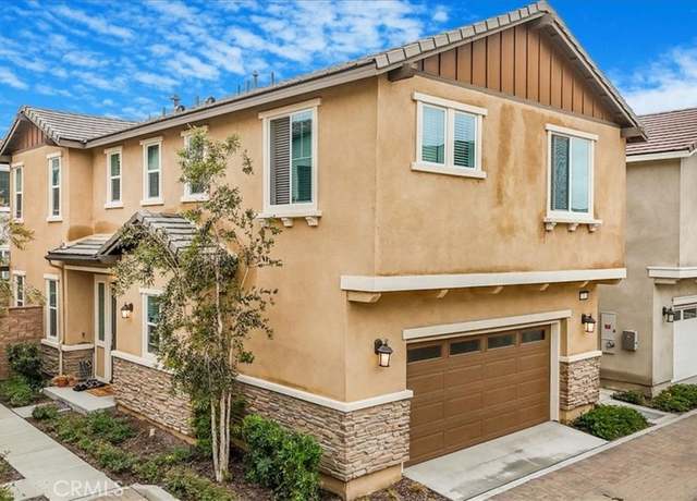 Property at 16204 Lozano St #7, Fontana, CA 92336, 3 beds, 2.5 baths