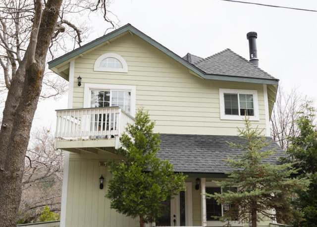 Property at 385 Spruce Dr, Lake Arrowhead, CA 92352, 3 beds, 3.5 baths
