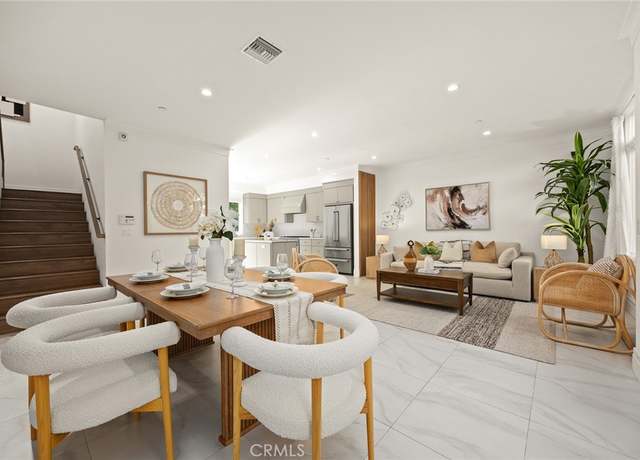 Property at 125 California St Unit B, Arcadia, CA 91006, 4 beds, 4.5 baths