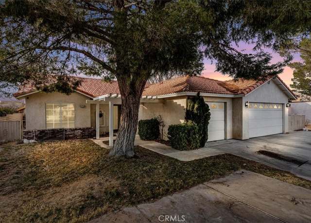 Property at 27134 Silver Lks, Helendale, CA 92342, 3 beds, 2 baths