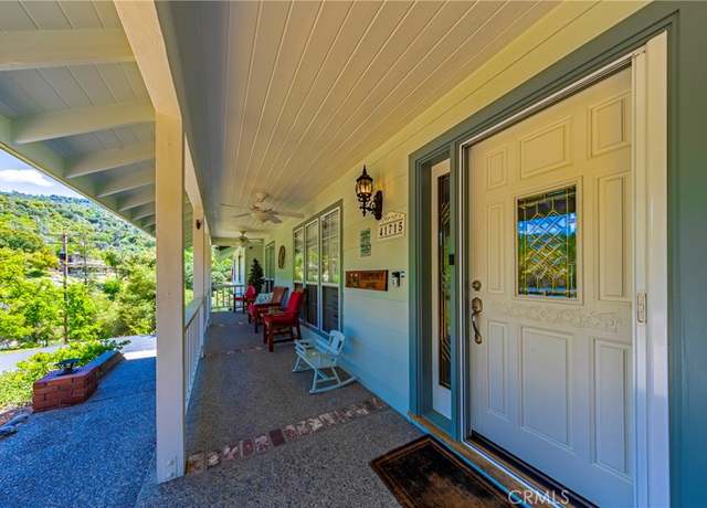 Property at 41715 River Falls Rd, Oakhurst, CA 93644, 3 beds, 3 baths