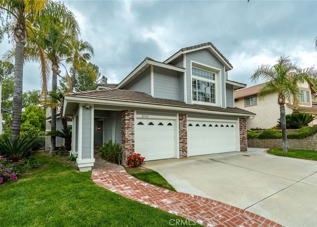 Property at 21714 Agajanian Ln, Saugus, CA 91350, 4 beds, 3 baths