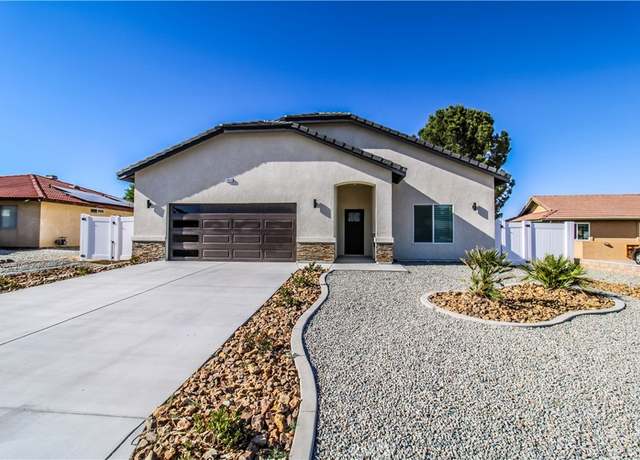 Property at 14812 Crofton Ln, Helendale, CA 92342, 4 beds, 2 baths