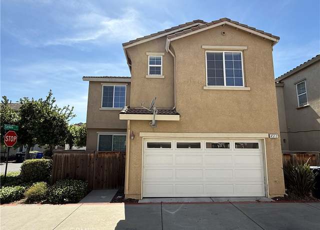 Property at 4512 Cardona Ln, Sacramento, CA 95823, 3 beds, 2.5 baths
