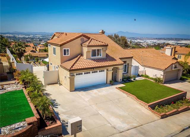 Property at 22075 Naples Dr, Moreno Valley, CA 92557, 4 beds, 2.5 baths