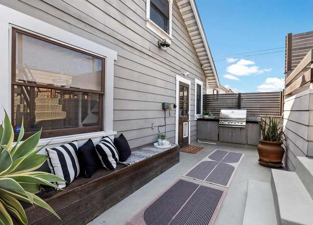 Property at 107 Clubhouse Ave, Venice, CA 90291, 2 beds, 1 bath