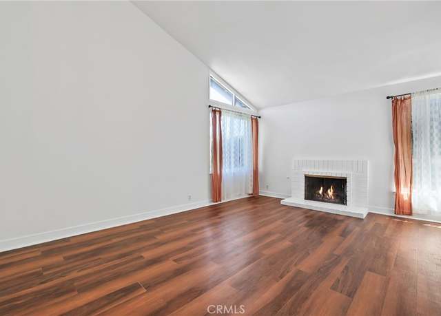 Property at 9882 Hot Springs Dr, Huntington Beach, CA 92646, 4 beds, 2 baths