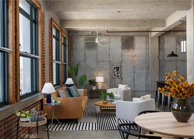Property at 100 W 5th St Unit 5A, Long Beach, CA 90802, 1 bed, 1 bath