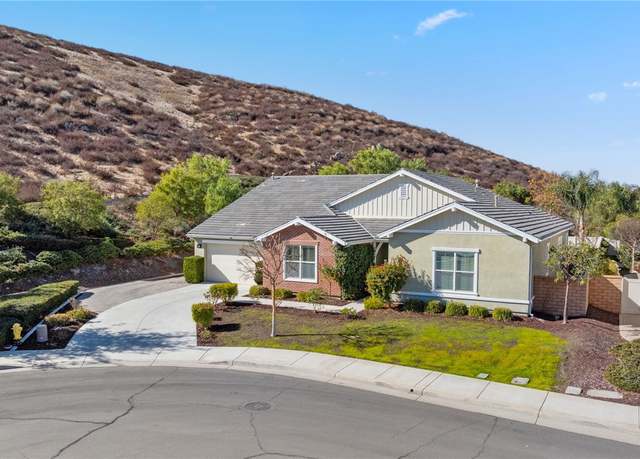 Property at 32800 Tulip Ranch Cir, Winchester, CA 92596, 4 beds, 3.5 baths