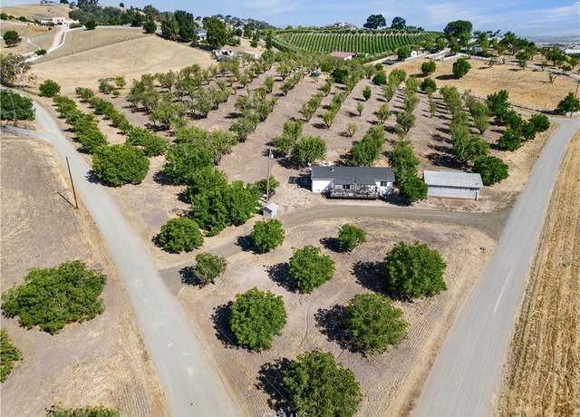 Property at 990 Akron Rd, Templeton, CA 93465, 3 beds, 2 baths