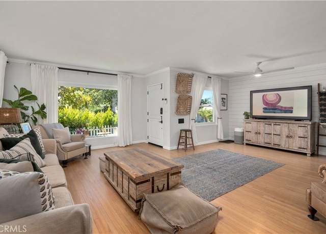 Property at 7952 Belton Dr, Los Angeles, CA 90045, 4 beds, 3 baths