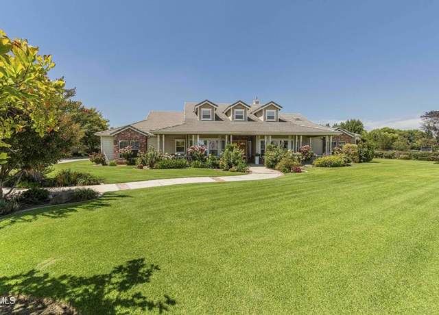 Property at 211 Moon Ranch St, Bakersfield, CA 93314, 4 beds, 4.5 baths