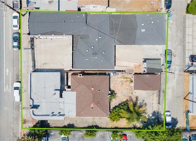 Property at 7436 Lankershim Blvd, North Hollywood, CA 91605, 6 beds