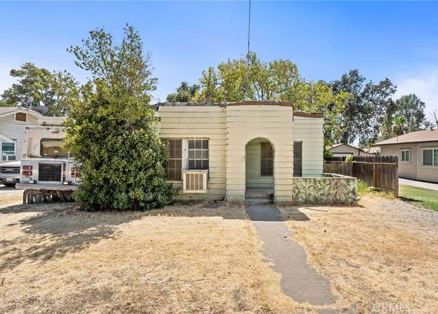 Property at 146 W 25th St, Merced, CA 95340, 2 beds, 1 bath