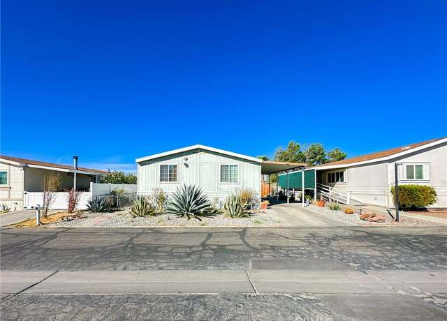 Property at 2117 Windflower Dr #108, Rosamond, CA 93560, 5 beds, 2 baths