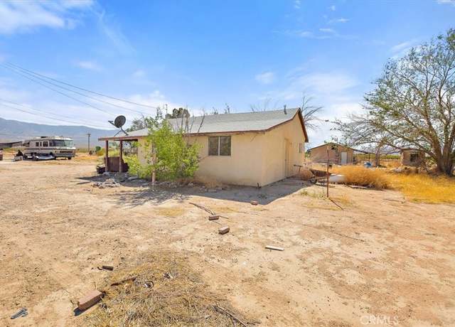 Property at 34774 Old Woman Springs Rd, Lucerne Valley, CA 92356, 6 beds, 3 baths