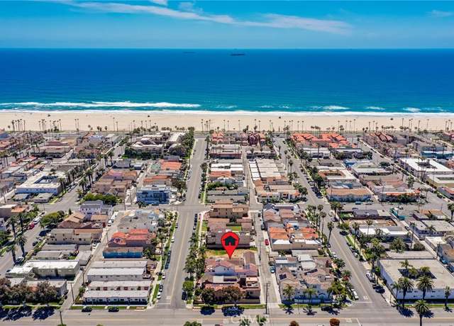 Property at 321 13th St, Huntington Beach, CA 92648, 6 beds, 7 baths