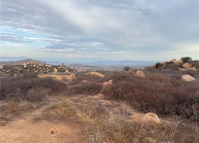 Property at 1 La Barranca Rd, Perris, CA 92570