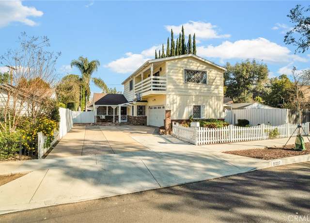 Property at 21227 Celes St, Woodland Hills, CA 91364, 4 beds, 4 baths