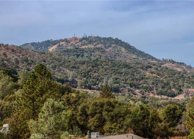 Property at 1 Stillmeadow Ln, Oakhurst, CA 93644