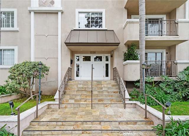 Property at 1228 14th St #105, Santa Monica, CA 90404, 1 bed, 1 bath