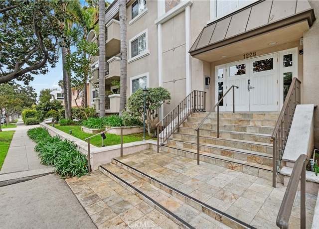Property at 1228 14th St #105, Santa Monica, CA 90404, 1 bed, 1 bath