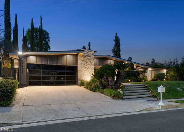 Property at 18839 La Amistad Pl, Tarzana, CA 91356, 4 beds, 5 baths