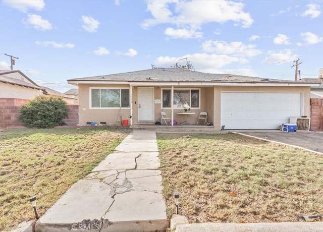 Property at 638 W Avenue H12, Lancaster, CA 93534, 3 beds, 1 bath