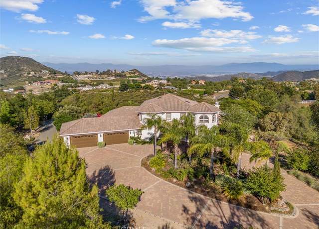Property at 21100 Paseo Montana, Murrieta, CA 92562, 5 beds, 5.5 baths