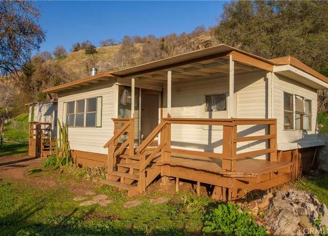 Property at 39428 Squaw Valley Rd, Squaw Valley, CA 93675, 2 beds, 1 bath