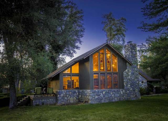 Property at 28831 Spruce Rd, Pine Valley, CA 91962, 4 beds, 3.5 baths