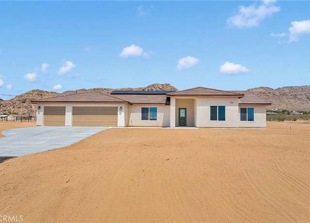 Property at 15365 Laguna Seca Dr, Apple Valley, CA 92307, 4 beds, 2.5 baths