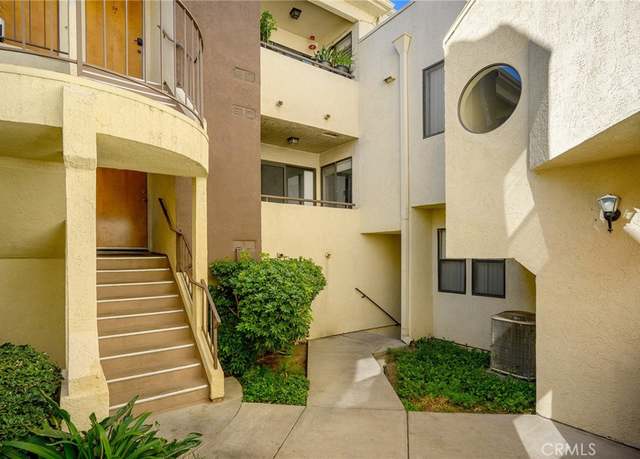 Property at 13825 Beaver St #35, Sylmar, CA 91342, 3 beds, 2 baths